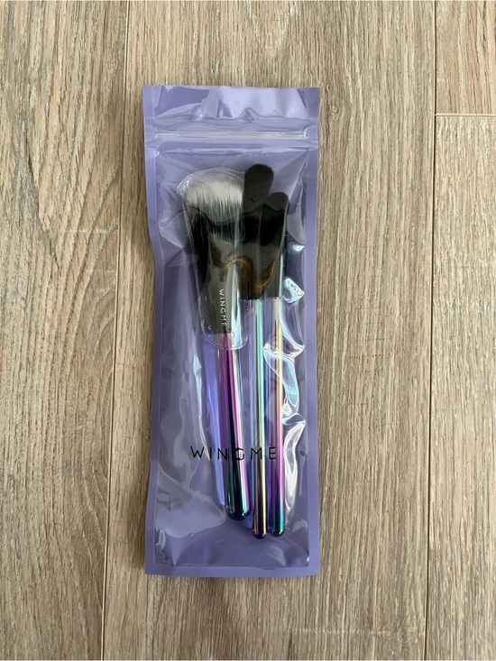 Wingme Cosmetics Other - NEW WINGME COSMETICS Halo Series Brush Trio for Face